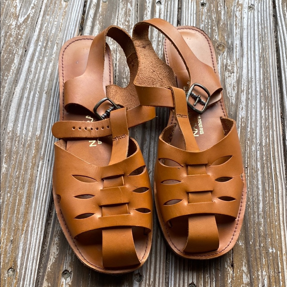 Naturalizer Brown Fisherman Sandals